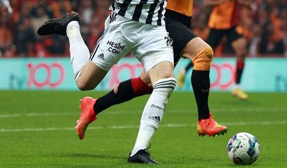 3 gol 2 kırmızı! Beşiktaş Galatasaray mücadelesi nefes kesti