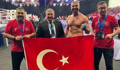 Milli kick boksçu dünya şampiyonu oldu