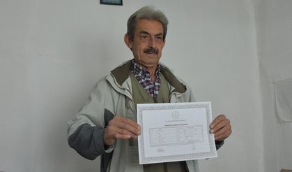 Azmi ‘helal olsun’ dedirtti! Liseyi 70 yaşında bitirdi