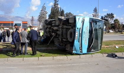 3 aracın karıştığı kaza: 17 yaralı