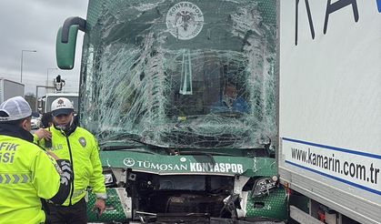 İstanbul'da Konyaspor takım otobüsü kaza yaptı