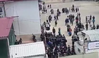 Adana'da okul çevresinde silah sesleri!