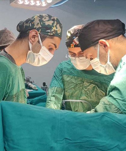 Dünyada bir ilk! Domuzdan insana nakledildi