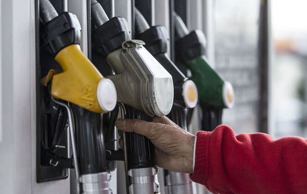 Petroldeki yükseliş rekor getirdi! Benzin fiyatları tarihi seviyede...