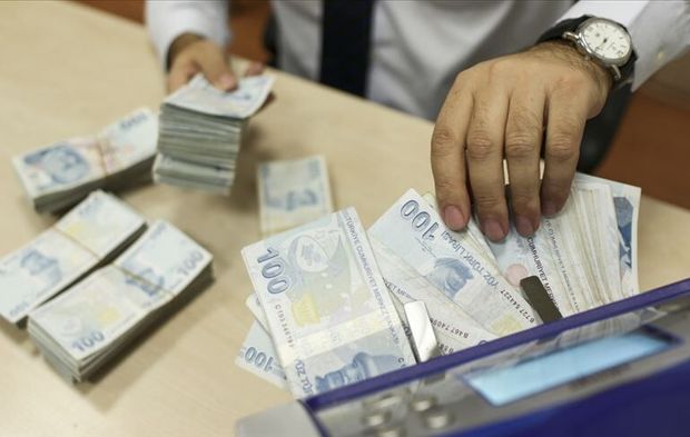 Emekliye 90 bin lira promosyon! Bankada bu kurala dikkat