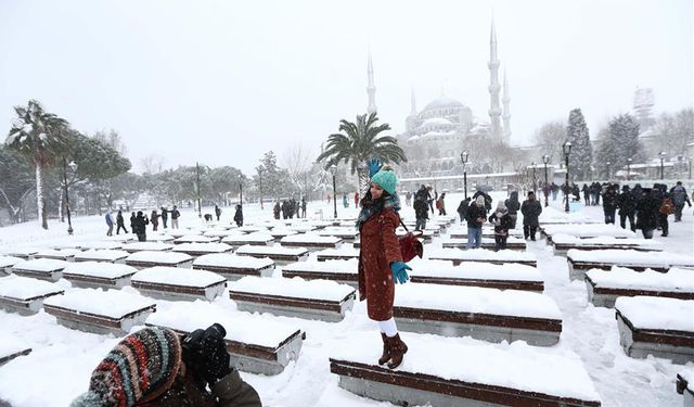 Valilik uyardı! İstanbul'a kar geliyor