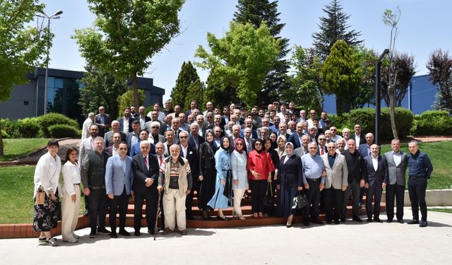 Uluslararası Vuslat Derneği güven tazeledi