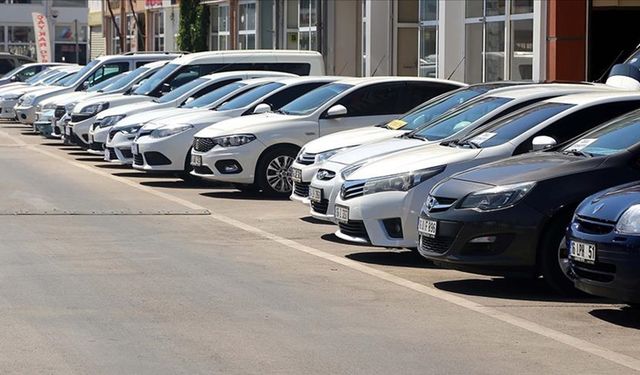 Ticaret Bakanlığı açıkladı! İkinci el araçta 6 ay-6 bin kilometre kuralında yeni adım