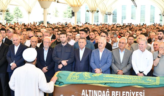 AK Partili vekilin acı günü! Babası toprağa verildi