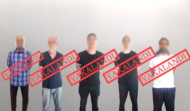 Kırmızı bültenle aranan 5 kişi Türkiye'ye iade edildi