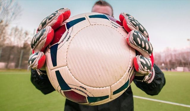 Milli kaleci Fransa'da! Galatasaray istiyordu