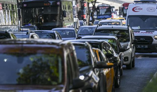 İstanbul trafiğinde yeni uygulama! Sürücüler artık radyodan bu anonsu duyacak