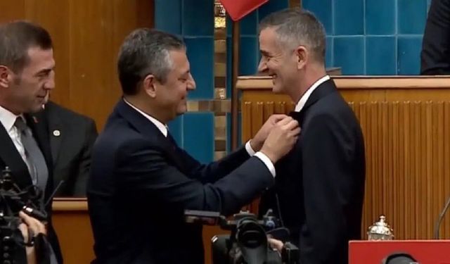 Ümit Dikbayır CHP'ye katıldı