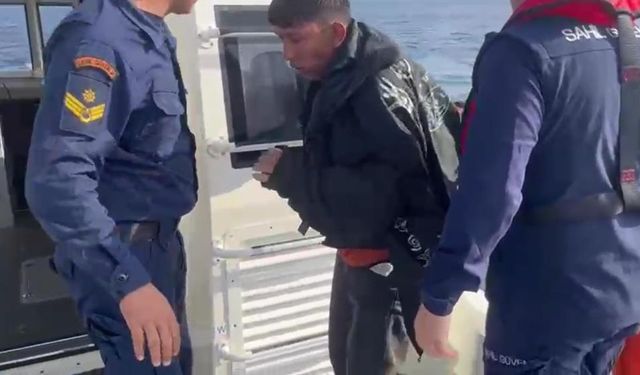 Yüzerek Yunanistan’a gitmeye çalıştı