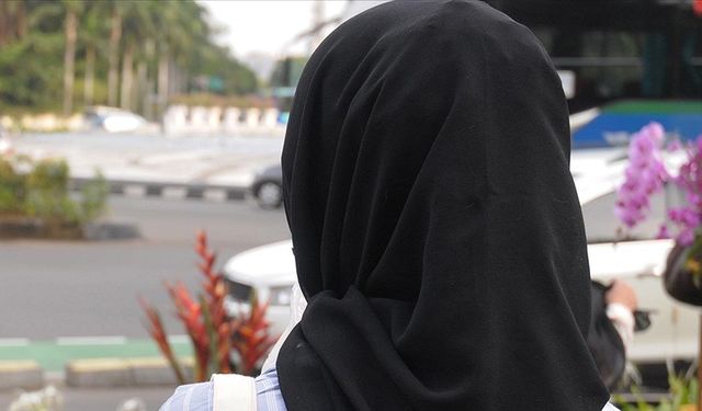 Kosova’dan skandal başörtüsü kararı