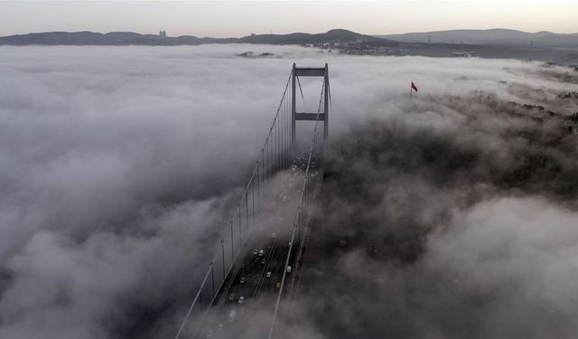 İstanbul Boğazı'nda gemi trafiği askıya alındı!