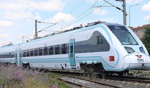 🚅Türkiye'nin ilk milli hızlı treni için tarih belli oldu