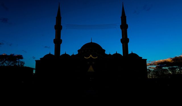 İstanbul, Ankara ve İzmir’de akşam ezanı kaçta okunacak?