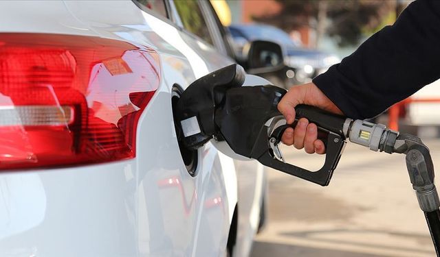 ⛽️Araç sahiplerine iyi haber: Benzine indirim geliyor