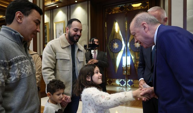 Erdoğan'dan önemli kabul! Tek tek ilgilendi