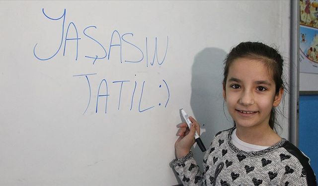 Ara tatil kalkacak mı? Bakan Tekin’den açıklama