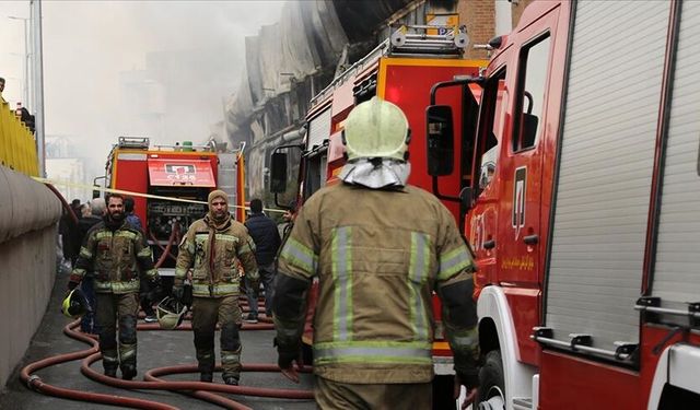 İran'da helikopter düştü