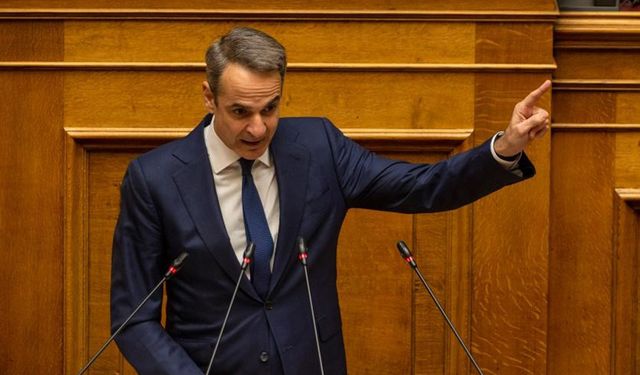 Yunanistan’da tarihe geçen karar! Miçotakis açıkladı