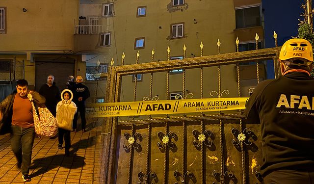 Kolonlardan çatlama sesi geldi! 51 kişinin olduğu bina boşaltıldı