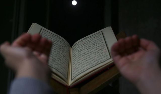 Hangi vakitlerde edilen dua kabul olur? İşte o özel yer ve zamanlar...