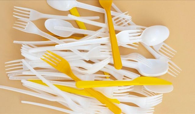 Bakanlıktan kritik adım: Plastik çatal, bıçak, kaşık ve dahası yasaklanacak