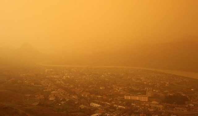 Dikkat! Çöl tozu Türkiye'ye geliyor: 10 gün sürecek!