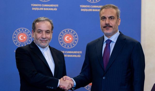 Hakan Fidan'dan kritik temas! İranlı mevkidaşı Arakçi ile görüştü