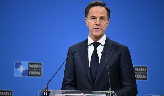 Rutte: Türkiye devrimi yaşadı!