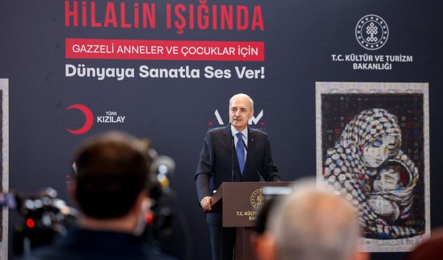 Hilalin Işığında Karma Sanat Sergisi ziyarete açıldı