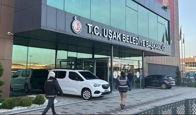 Uşak Belediyesi'ne 2. dalga operasyon! Çok sayıda gözaltı