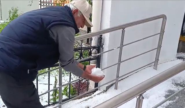 Ankara'da ceviz büyüklüğünde dolu yağdı