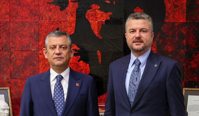 İzmir'de CHP'li belediye başkanı tutuklandı