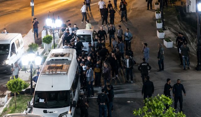 Kına gecesinde bıçaklı sopalı kavga! Çok sayıda yaralı