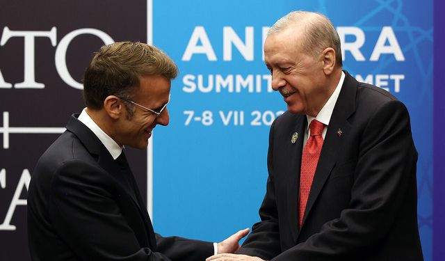 Erdoğan ile Macron arasında kritik görüşme