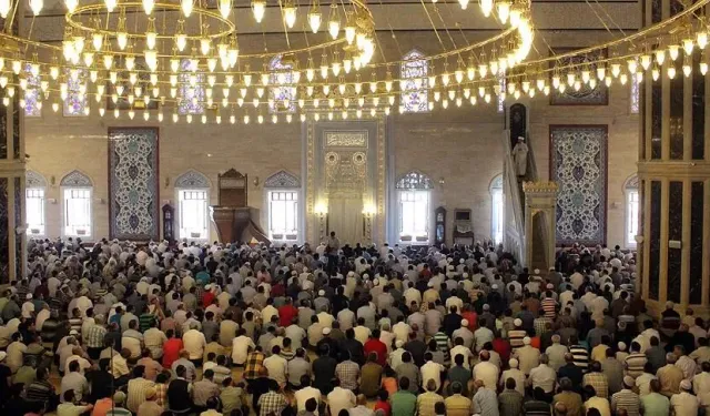 Cuma hutbesinde "Vatan Sevgisi"