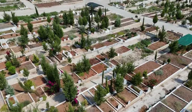 Adana'da mezar yeri 14 bin TL oldu