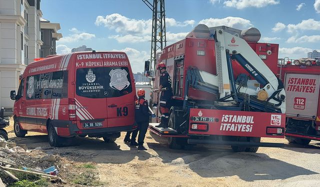 Başakşehir'de korku dolu anlar! İstinat duvarı çöktü