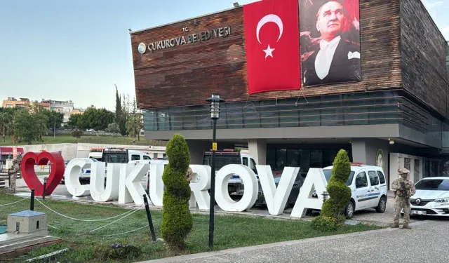 Çukurova Belediyesine jandarma operasyonu!