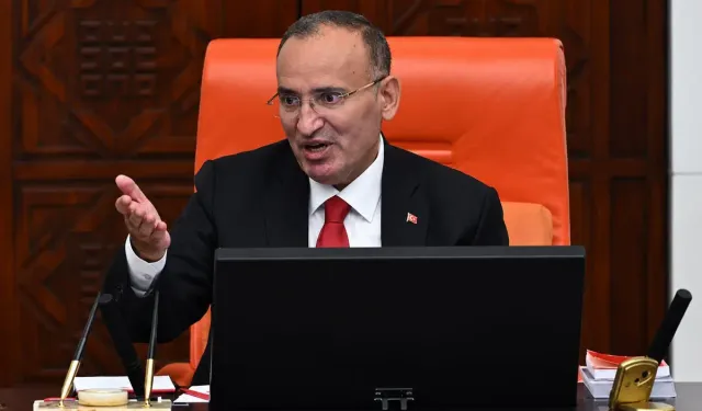 AK Parti Milletvekili Bekir Bozdağ TBMM'deki görevinden istifa etti