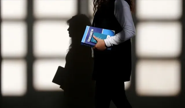 Yüz binlerce üniversiteliye burs ve kredi imkanı! Başvurular başladı