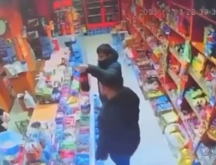 İstanbul'da bakkalda komisyon cinayeti!