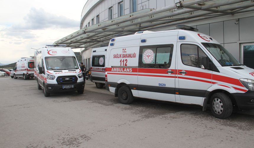 İşçi servisleri çarpıştı! Kırşehir'de korkunç kaza