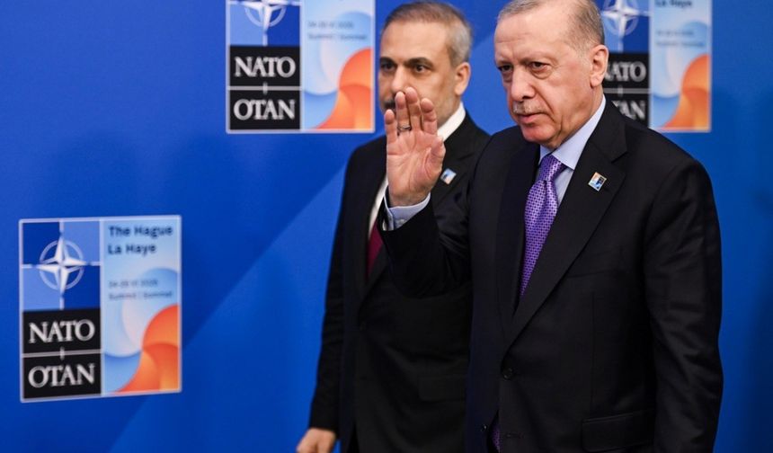 Erdoğan böyle giriş yaptı! NATO'dan çarpıcı kareler