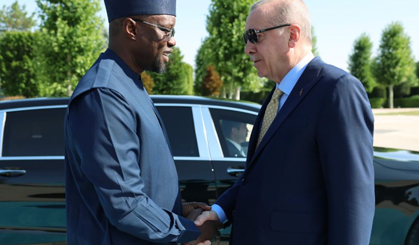 Senegal Başbakanı Ankara'da! Erdoğan resmi törenle karşıladı