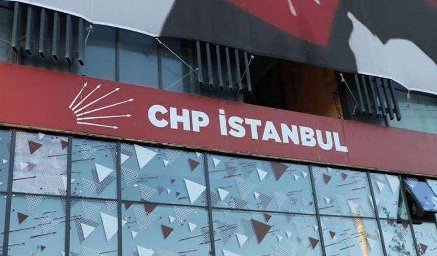CHP İstanbul İl Kongresi'nde 'usulsüzlük' davası başladı